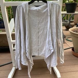 Abercrombie & Fitch Light Grey Sweater